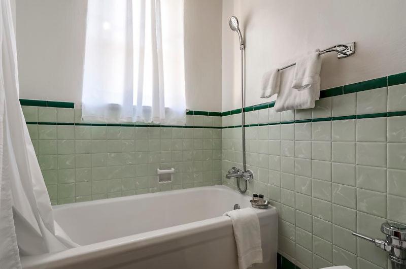 Ryan Hotel Wallace Zewnętrze zdjęcie